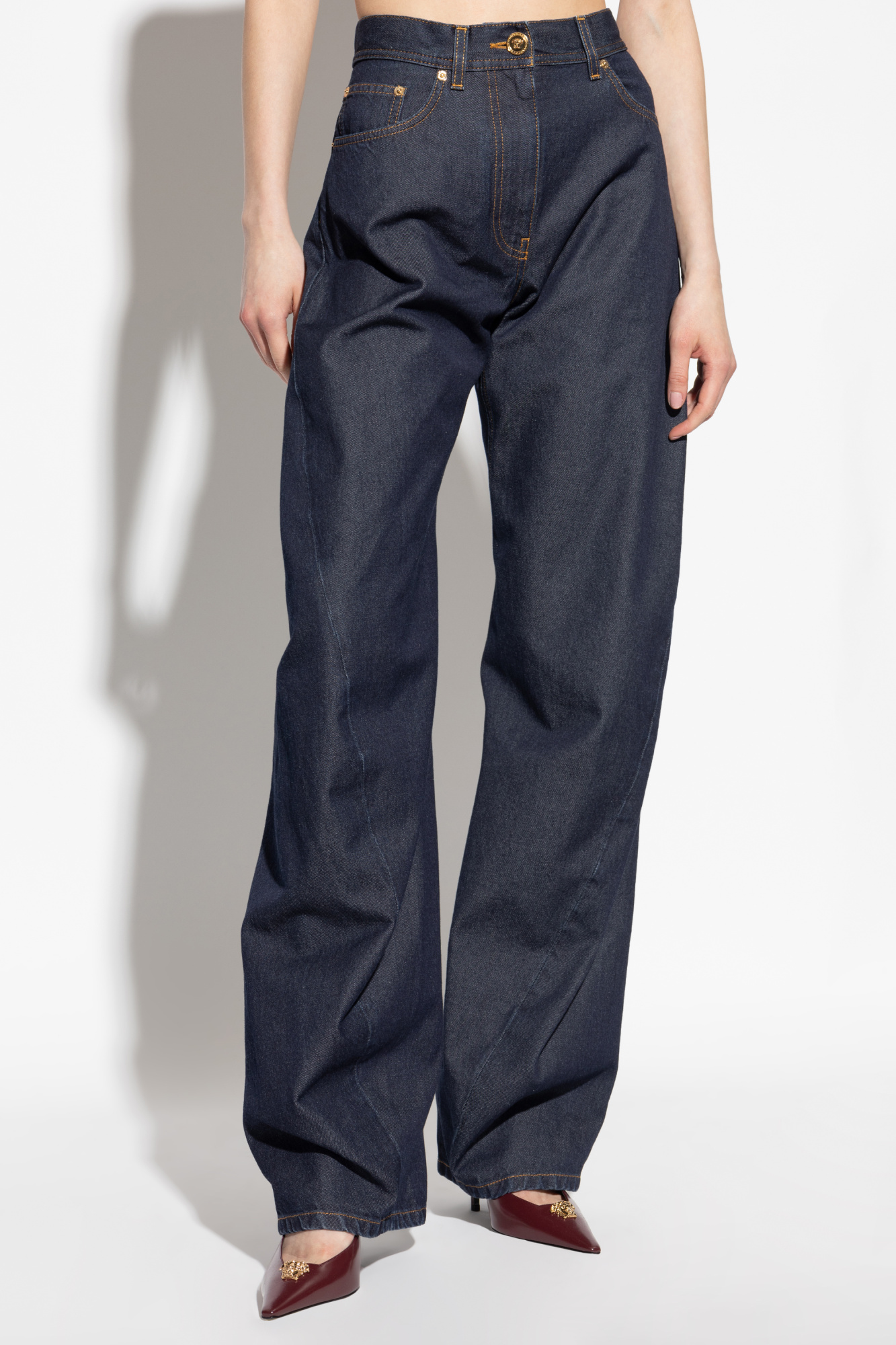 デニム・ジーパン Versace Denim Wide-Leg Jeans Versace Jeans Couture Wide-Leg Glitter Logo Jeans | Neiman